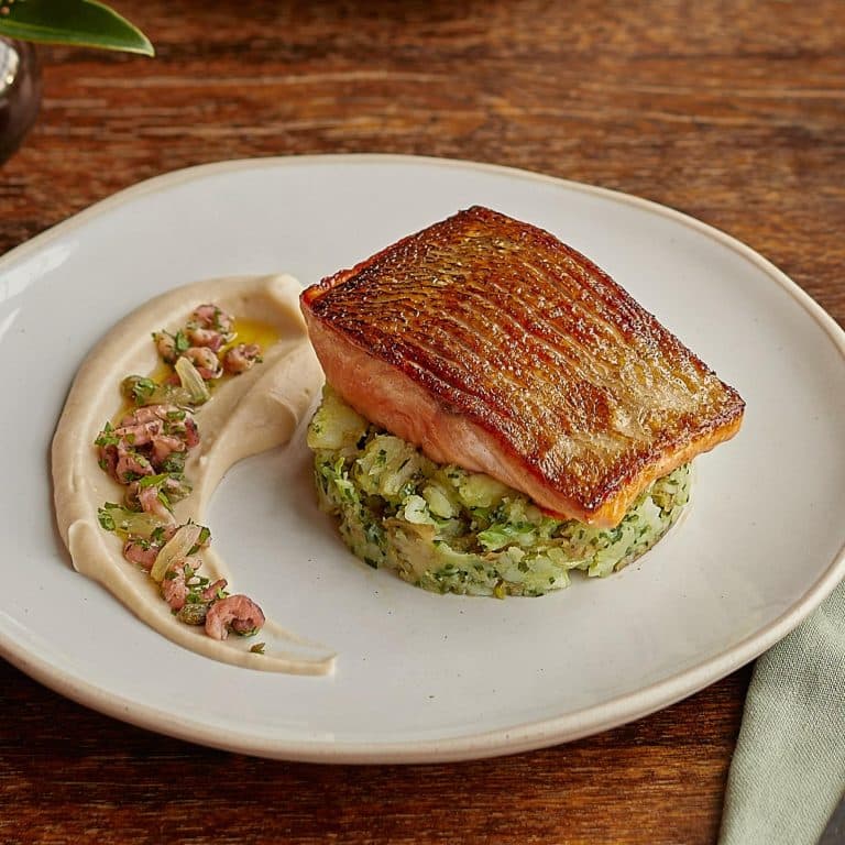 Cover Image for Our à la carte menu at The White Bear